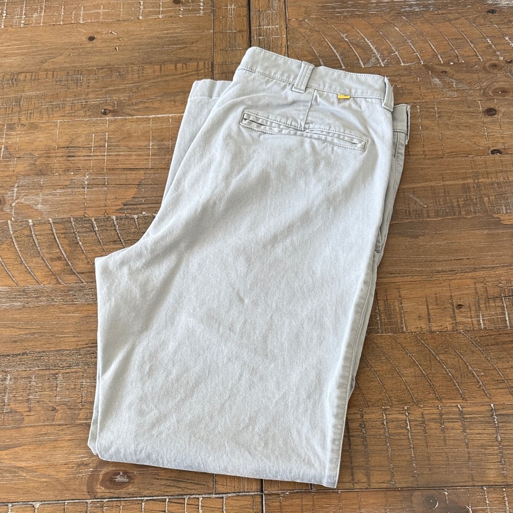 Duck Head Men's Classic Fit Gold School Chino 32/30